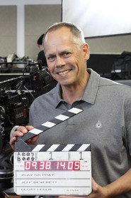 Jeff Deverett as Man in Vanguard Office in War of the Dead 2006