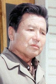 Se-Yong Kim as mayor Lee in Pioneer Honor 1959