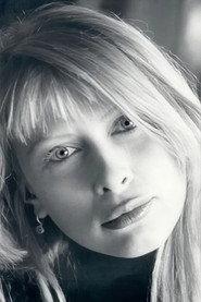 Irina Stemer as Officer in Beverly Hills Bandits 2020