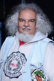 Jean Roussel as Himself in Cat Stevens: Majikat 2004