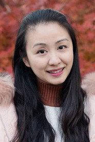 胡艺 as 姐姐 in Burned Wings 2012