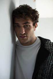 Filippo De Carli as Andrea in Fuori la verità 2025