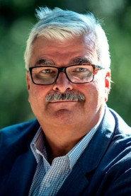 Håkan Juholt as Self in Partiledaren som klev ut ur kylan 2021