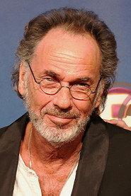 Hugo Egon Balder as Dr. Hartmann in Ewig rauschen die Gelder 2005