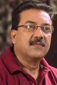 Shamsul Alam Bakul as Landowner in 4th Dimension 2001