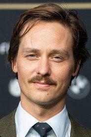 Tom Schilling as Harry in Wasted Youth 2003