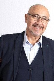 Fernando Arau as Gabriel Rodríguez in Chido Guan, el tacos de oro 1986