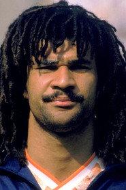 Ruud Gullit as Himself in EK 'Eighty-Eight - Oranje Kampioen! 2004