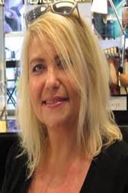 Anne Kierulff as  in Charly & Steffen 1979