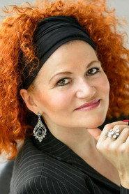 Brigitte Oelke as Cäcilia Weber in Mozart! The Musical 2015