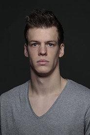 Maxence Huet as Eric Vidal in Murders in Pont-Aven 2023