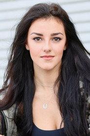 Alexis Wilkins as Zoey in Painted Horses 2017