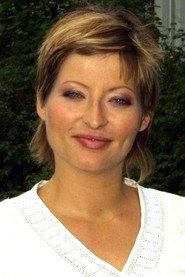 Solveig Duda as Reporter in Luftpiraten - 113 Passagiere in Todesangst 2000