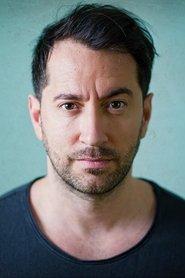 Keyvan Khojandi as Self in Bref. Good Friends 2025