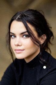 Shelby Cobb as Nour Holborow in Wire Room 2022