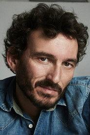 Óscar Corrales as  in Ciudadano Villanueva 2012
