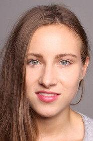 Elodie Hooftman as Riley in Eye Catcher! 2014