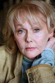 Irina Ponomaryova as Юлия, радистка in Colonel Shaligin's Waiting 1982