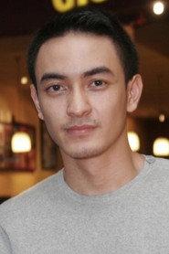 Zumi Zola as Agus in Kawin Laris 2009
