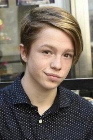 Lukáš Veřtát as Patrik in On the Mountains 2018