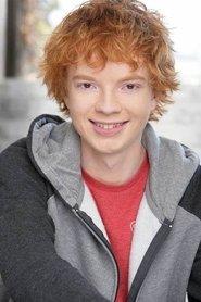 C.J. Hoff as Muz in Chemical Hearts 2020