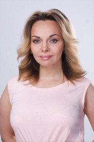 Alexandra Haiduk as Маргарита Войцеховская in Stolen Happiness 2016
