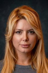 Aysun Kayacı as Yasemin in 15 Minutes Over Low Heat 2006