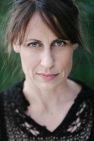 Kim Farrant as Narrator (voice) in Naked on the Inside 2008
