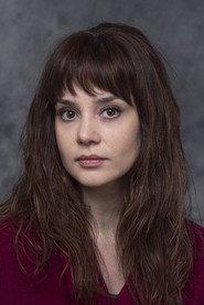 Miruna Bilei as Amalia in A Frame of Mind 
