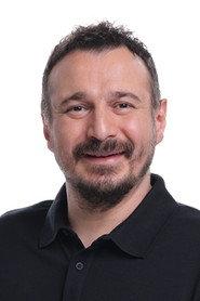 Serdar Gökalp as Serdar in The Last Joke 2020