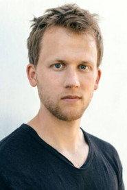 Fredrik Høyer as  in Livet av Havnes 2020