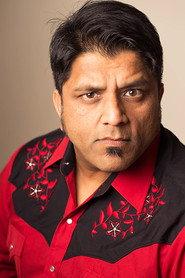 Tarun Mohanbhai as Pandeep in Curry Munchers 2011