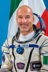 Luca Parmitano as Se stesso in Starman 2020