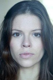 Clara Camblor as Anna in George 2016