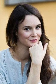 Rosalie Wolff as Valeska in Ihr mich auch 2010