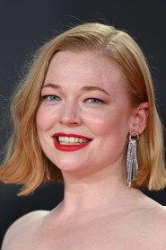 Sarah Snook as Gertrude "Trudy" Pratt in The Dressmaker 2015