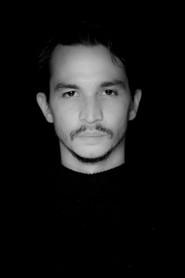 Thor Vaz as Ronei in Travessia 2017