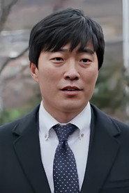 Min Jae-ha as Tae-gon (태곤) in My Neighbor's Wife 2016