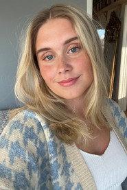 Tea Stjärne as Charlie in The Wizard's Daughter 2014