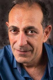 Dimitri Tellis as  in Bus 2007