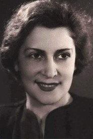 Tatyana Makhmuryan as Anahit in Light and Shadows 1933