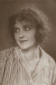 Cläre Lotto as Betty, Forest lánya in The Judas 1918