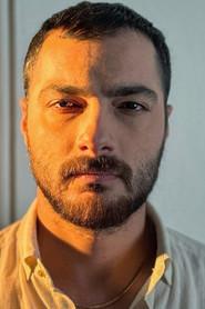 Sajad Babaei as Mohammad in Tooman 2020