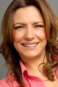 Ebru Aykaç as Hande in Dabbe 2006