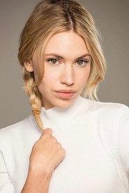 Shaylaren Hilton as Sharlene in Pom Poms and Payback 2021