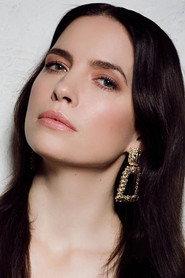 Liisi Koikson as Anna Rõuk in December Heat 2008