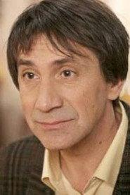 Aleksandr Vasilyev as clown in A Happy Accident 1987