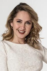 Mercedes Lambre as Maite in Yo, traidor 2022