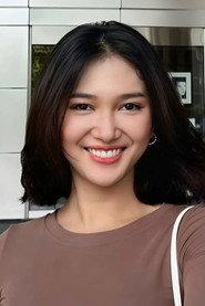 Sugesta Handayani as Yeti in Bangsal Isolasi 2024