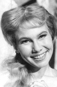 Monica Ekberg as Ulla, Gustav's daughter in Pettersson i Annorlunda 1956